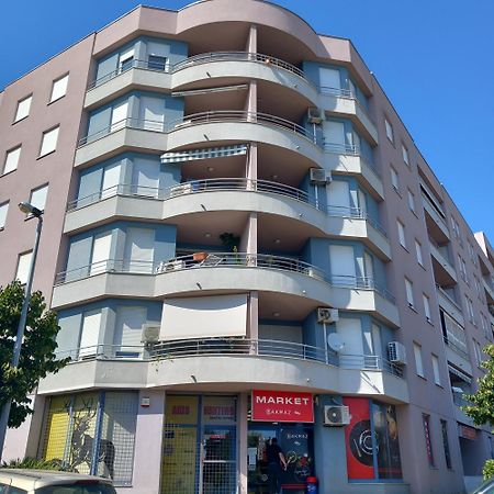 Apartment Inna With Free Garage Parking Zadar Exterior photo