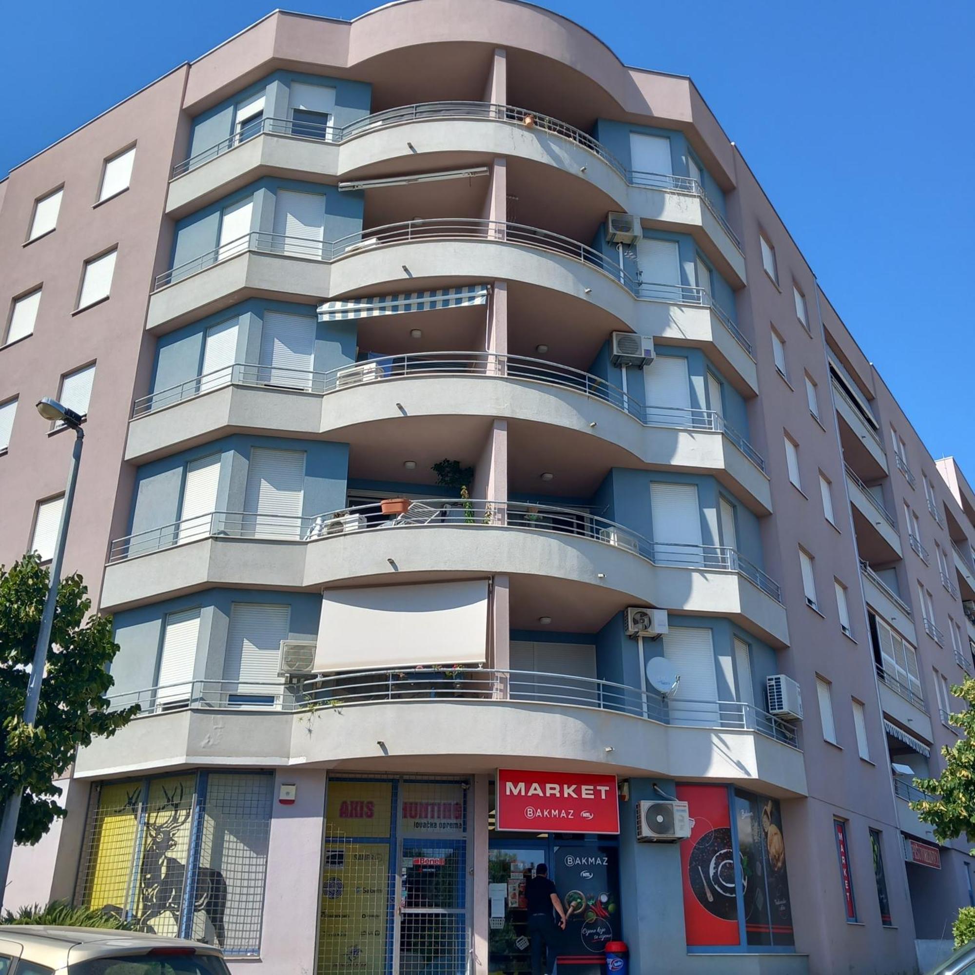 Apartment Inna With Free Garage Parking Zadar Exterior photo